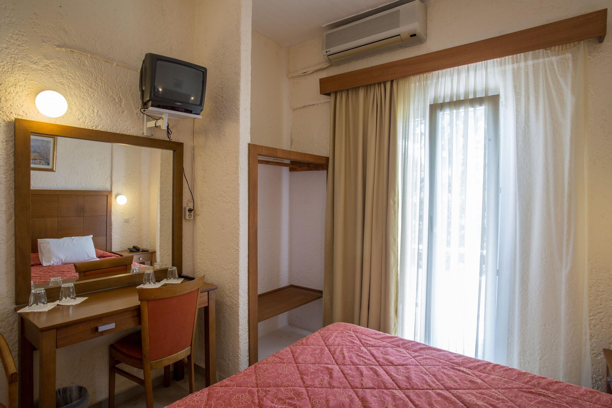 Hotel Popi Star à Gouviá Extérieur photo