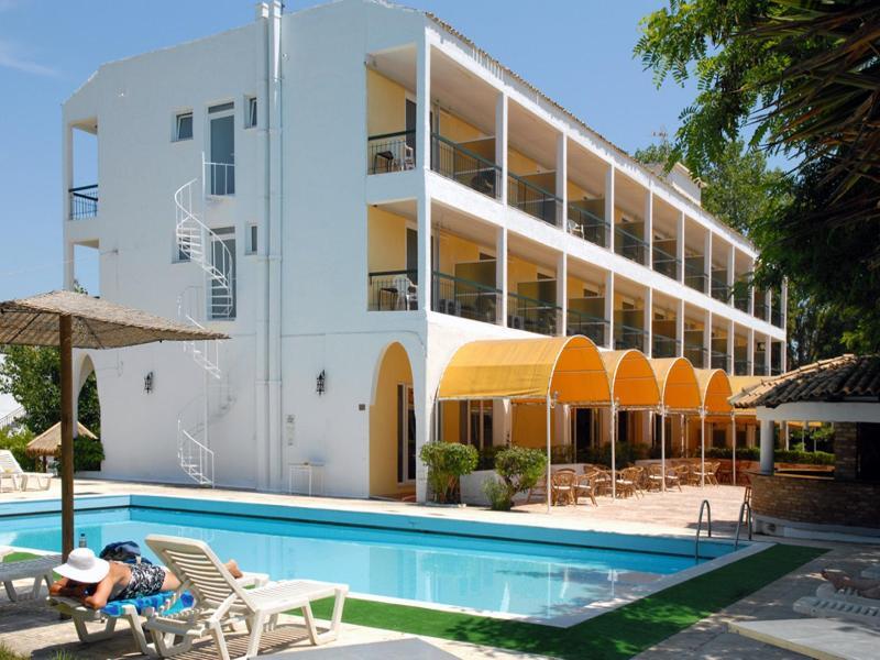 Hotel Popi Star à Gouviá Extérieur photo